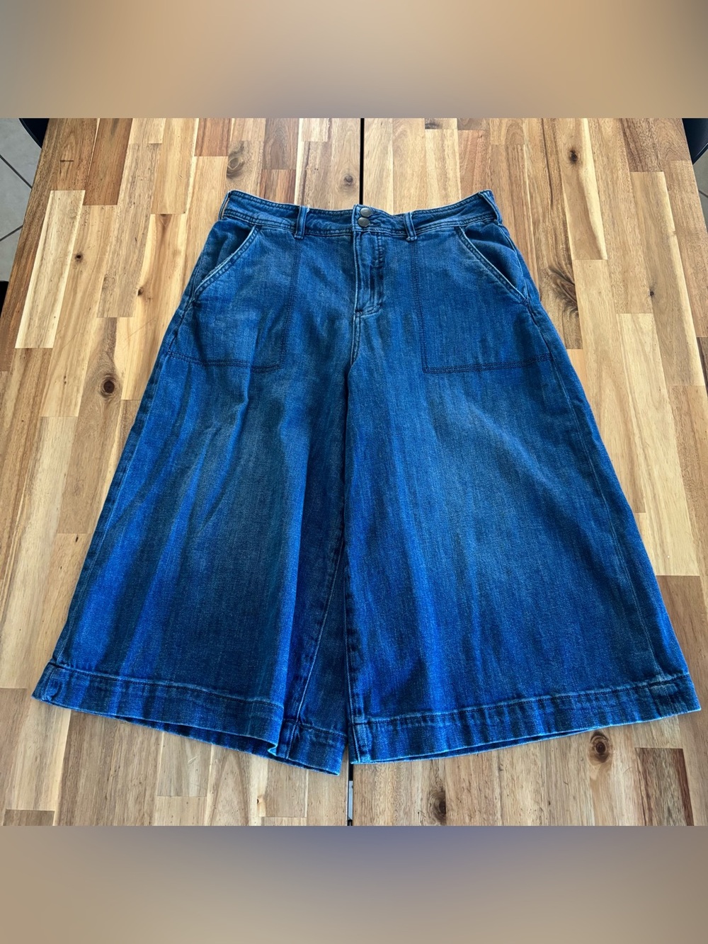 Anthro l Pilcro Cropped Culotte Pants
